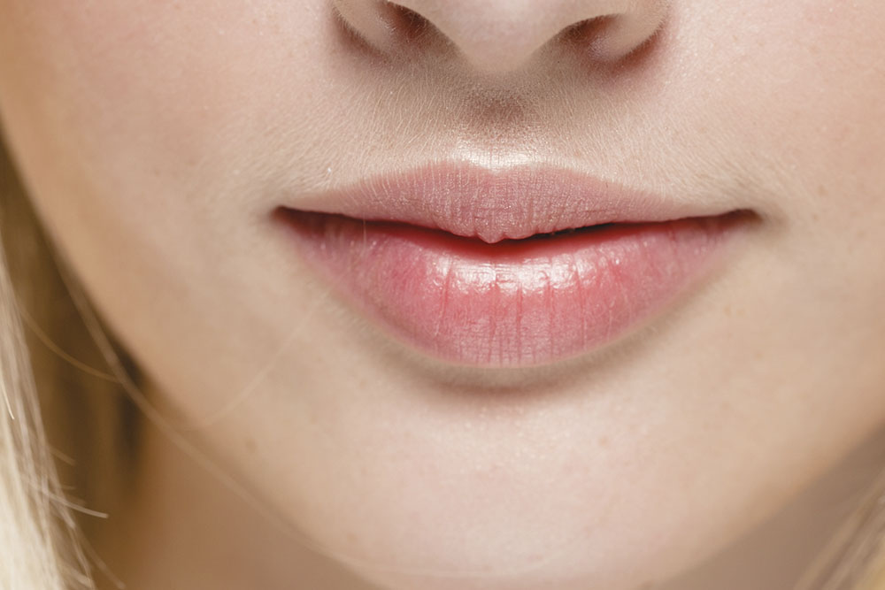 qué hacer después de poner ácido hialurónico en los labios